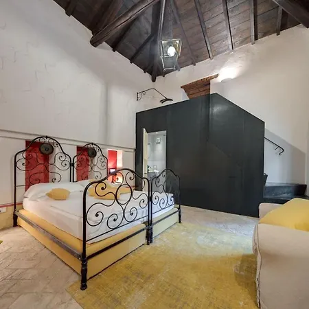 Rambaldi Apartments In Casa Nr 1 Apartment